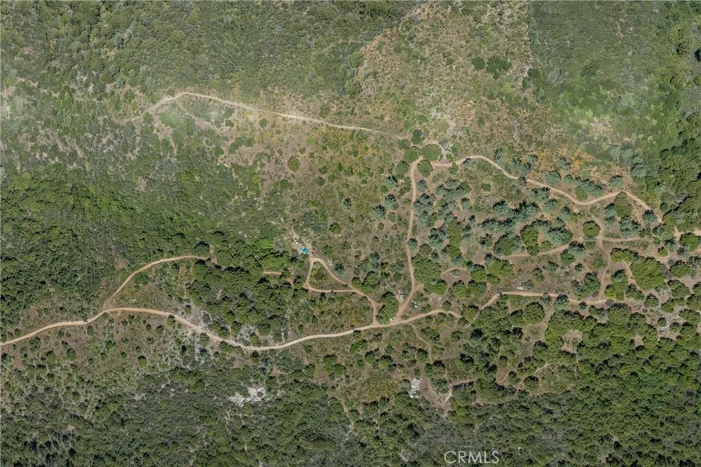 99 Old Yosemite Road Oakhurst, CA 93644
