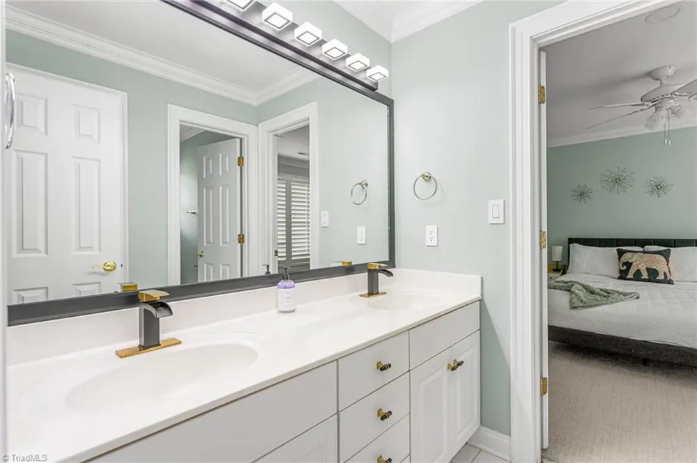 6003 Morganshire Drive Summerfield, NC 27358