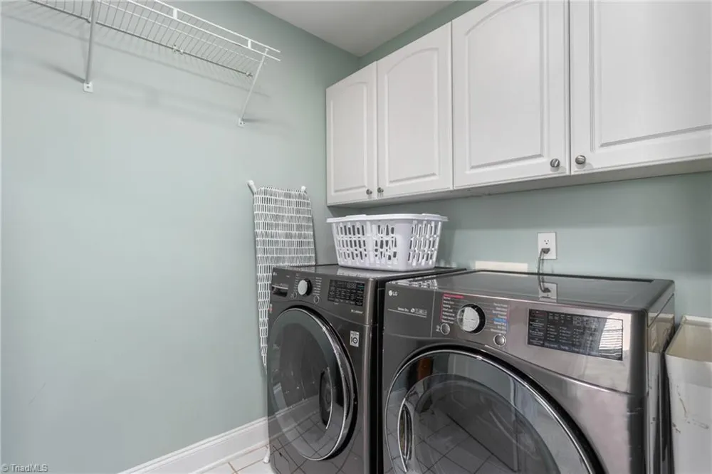 6003 Morganshire Drive Summerfield, NC 27358