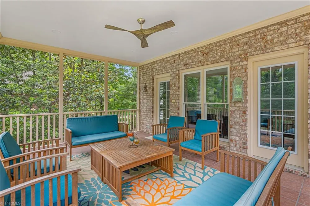 6003 Morganshire Drive Summerfield, NC 27358