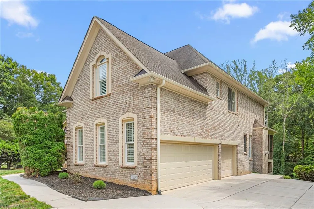 6003 Morganshire Drive Summerfield, NC 27358