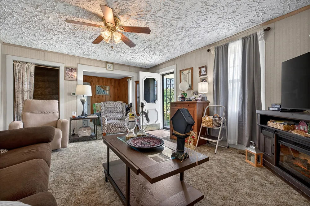 2531 Old Well Rd Morrison, TN 37357