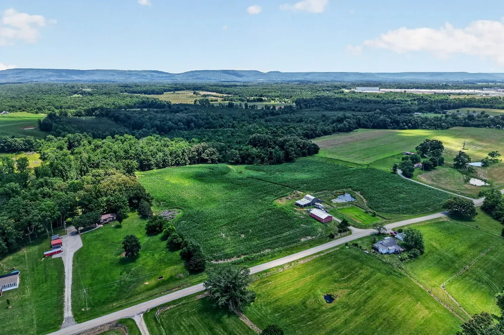 2531 Old Well Rd Morrison, TN 37357