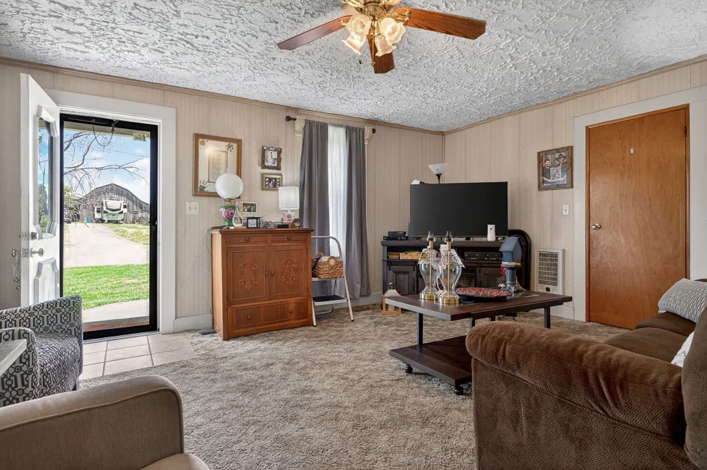 2531 Old Well Rd Morrison, TN 37357