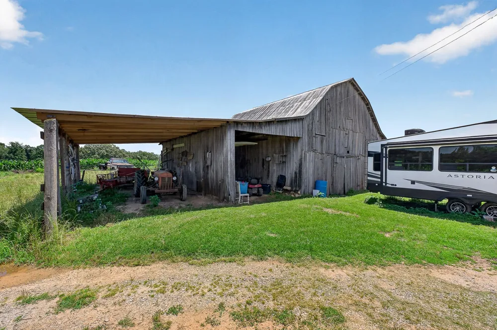2531 Old Well Rd Morrison, TN 37357