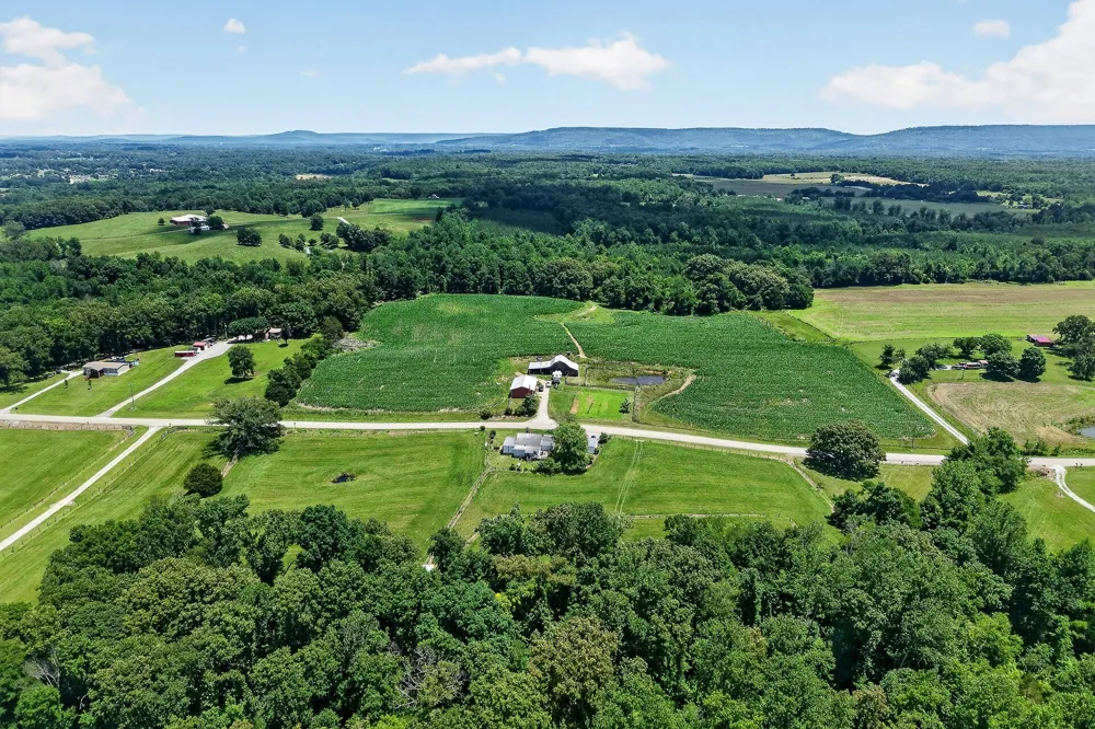 2531 Old Well Rd Morrison, TN 37357