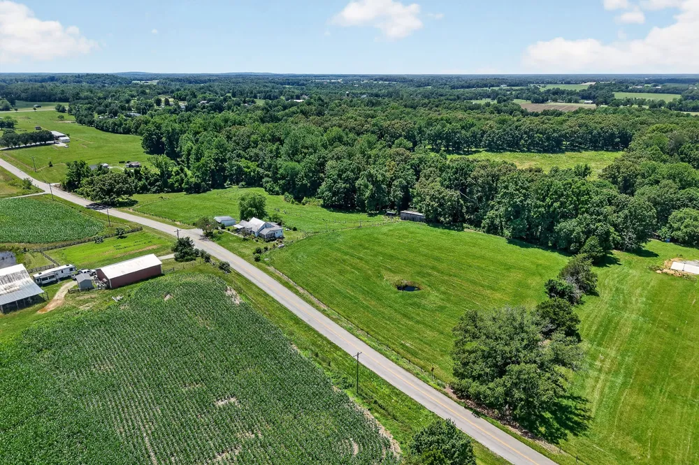 2531 Old Well Rd Morrison, TN 37357