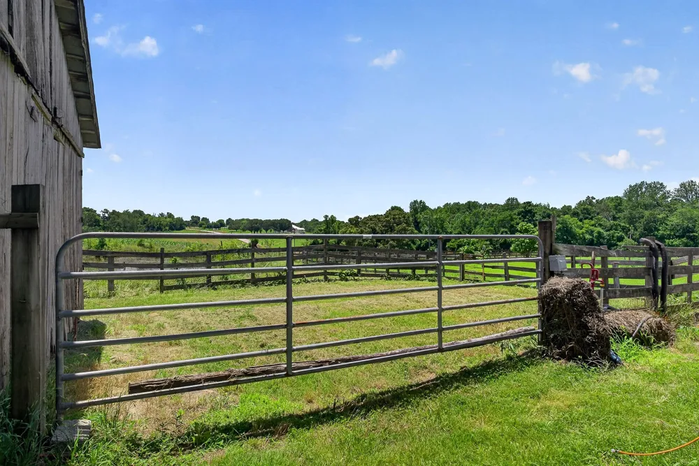 2531 Old Well Rd Morrison, TN 37357