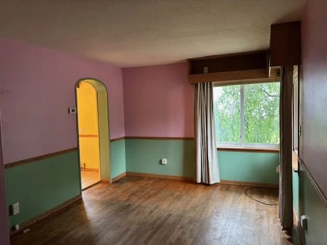612 Liberty Street Alma City, MI 48801