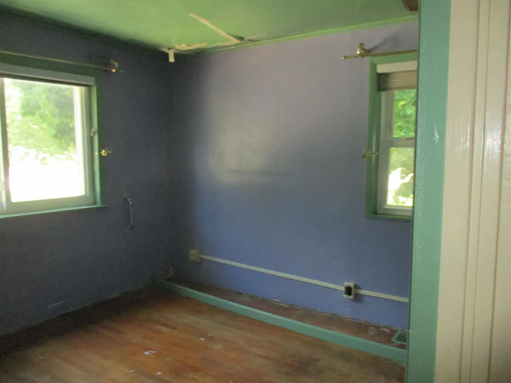 612 Liberty Street Alma City, MI 48801