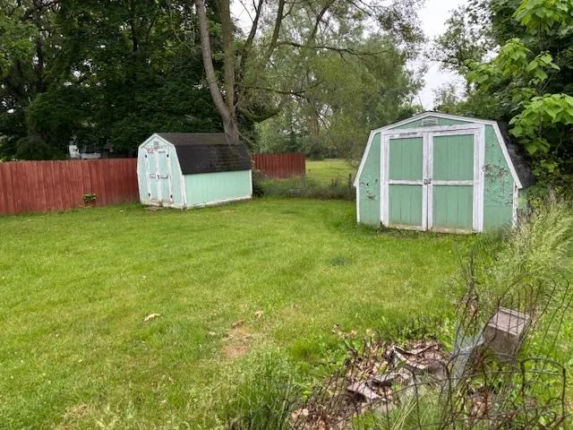 612 Liberty Street Alma City, MI 48801