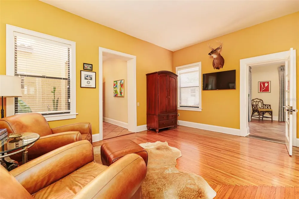 327 MIRAMAR ROAD Lakeland, FL 33803