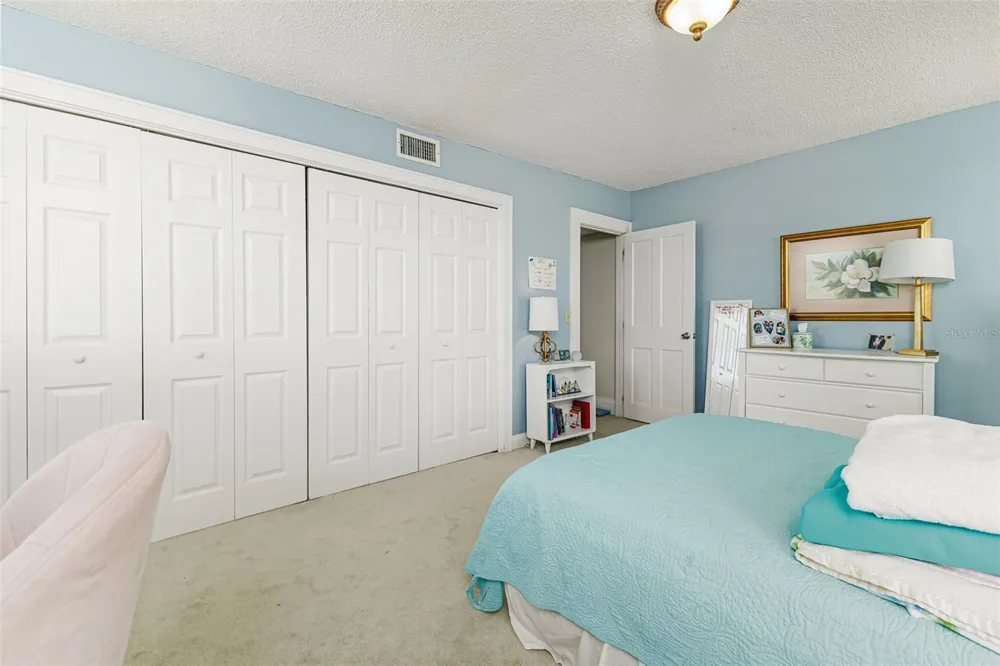 327 MIRAMAR ROAD Lakeland, FL 33803