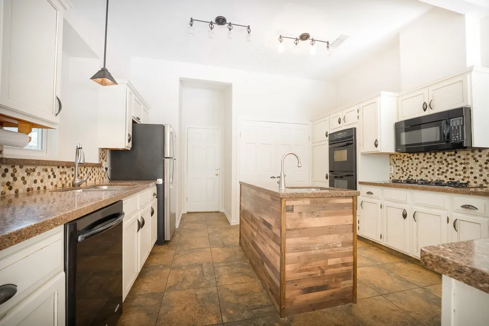 12515 Deer Falls Drive Austin, TX 78729