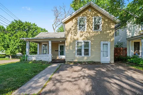 104 Sherburne Street