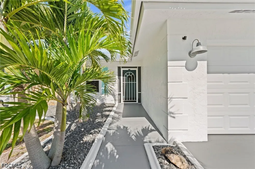 Star Shell Drive Matlacha Isles, FL 33991