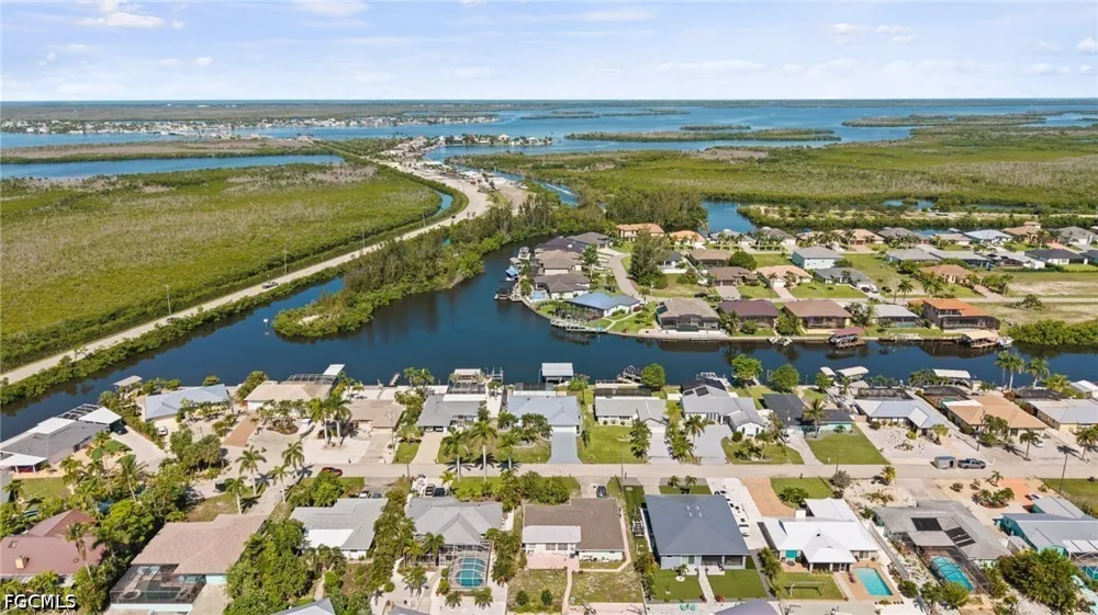 Star Shell Drive Matlacha Isles, FL 33991