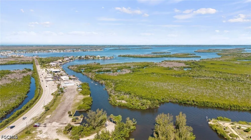 Star Shell Drive Matlacha Isles, FL 33991