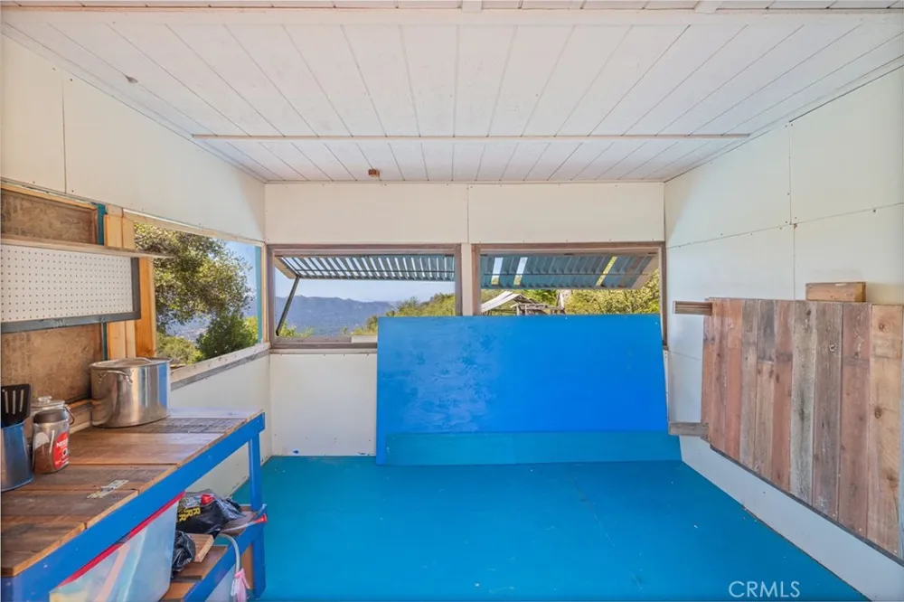 149 Old Yosemite Road Oakhurst, CA 93644