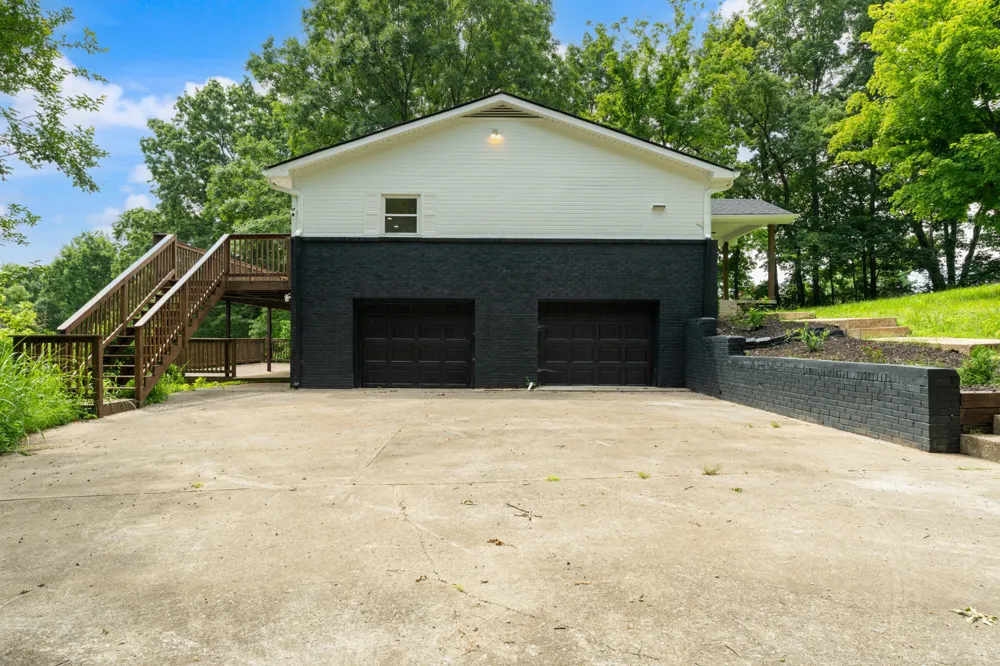 213 Delina Boonshill Rd Petersburg, TN 37144