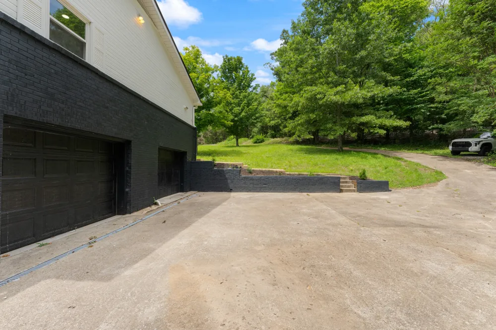 213 Delina Boonshill Rd Petersburg, TN 37144