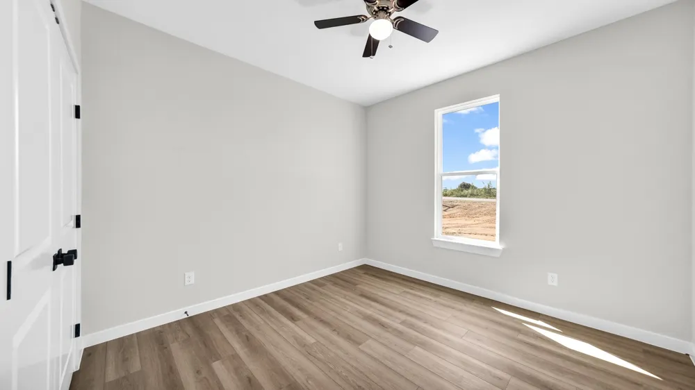 Three Quarter Loop Poolville, TX 76487