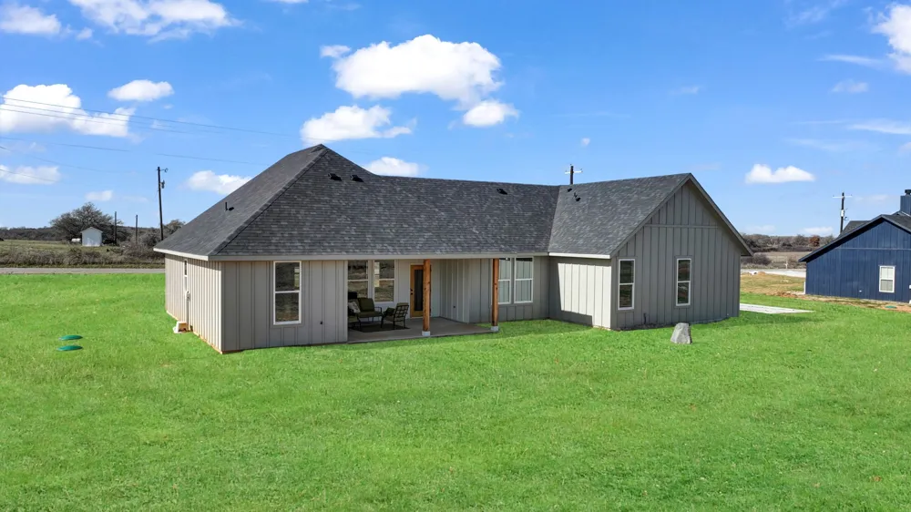 Three Quarter Loop Poolville, TX 76487