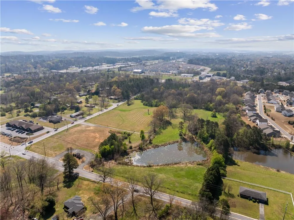 285 Curtis Parkway Calhoun, GA 30701