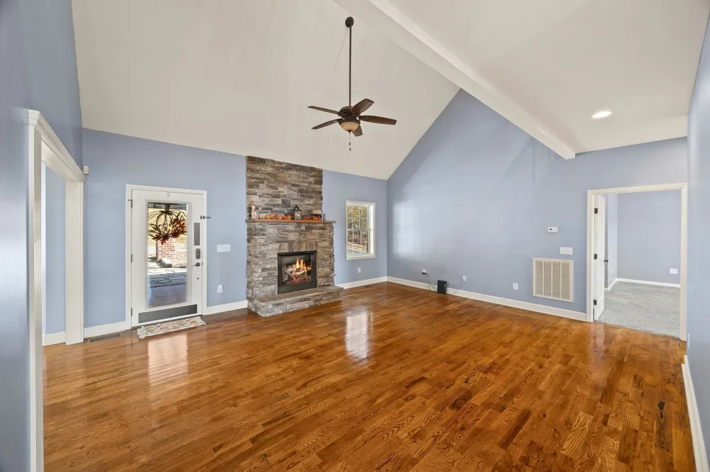 57 Lakeside Dr Carthage, TN 37030