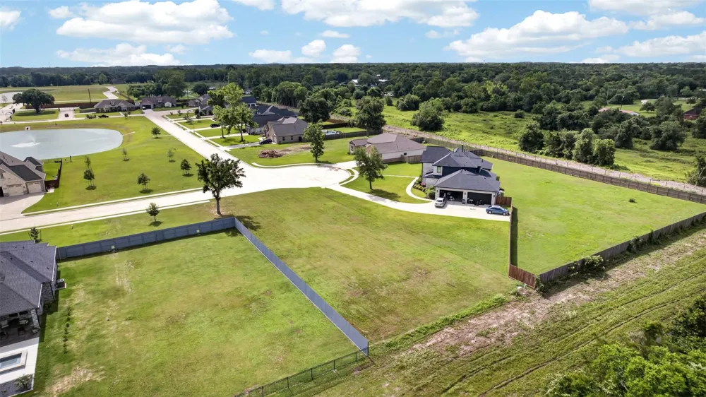 3158 W Tower Circle Santa Fe, TX 77517