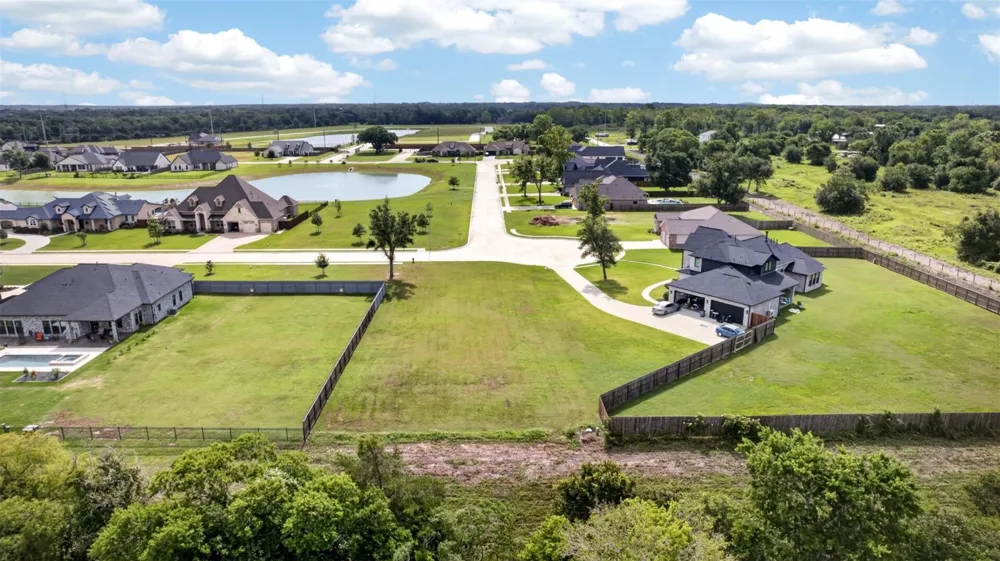 3158 W Tower Circle Santa Fe, TX 77517