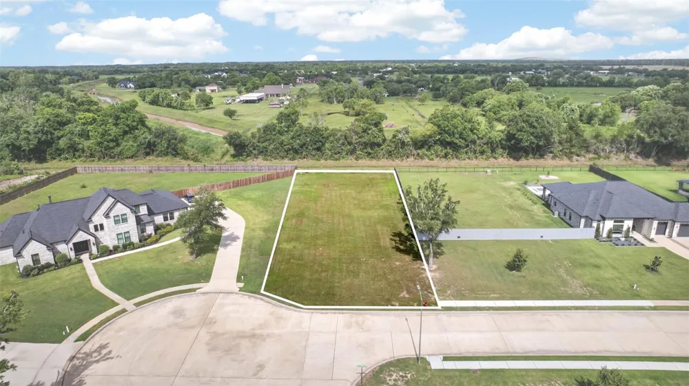 3158 W Tower Circle Santa Fe, TX 77517