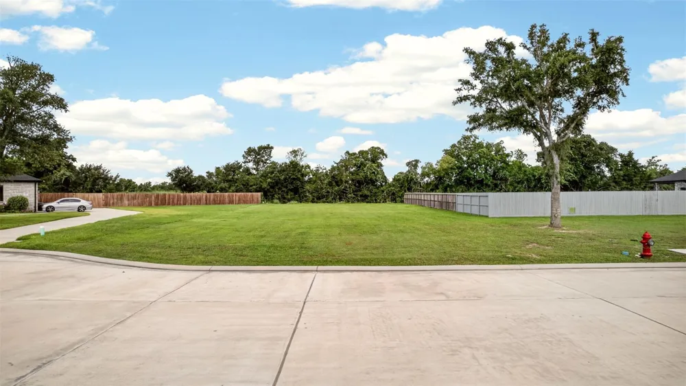 3158 W Tower Circle Santa Fe, TX 77517