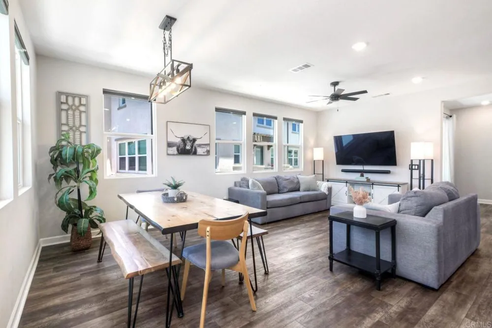 2510 Cheyne Way Oceanside, CA 92056