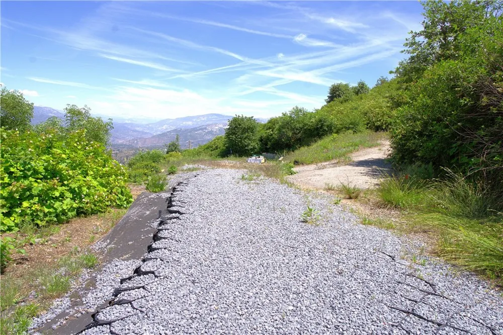 43565 Alder Springs Road Auberry, CA 93602