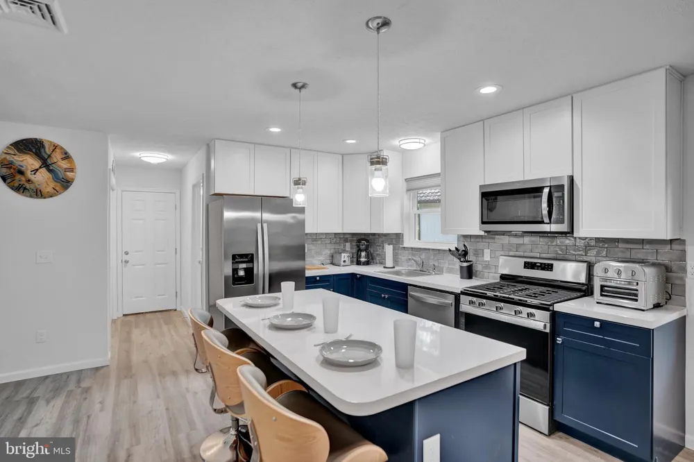 8595 PERIWINKLE DRIVE Tobyhanna, PA 18466