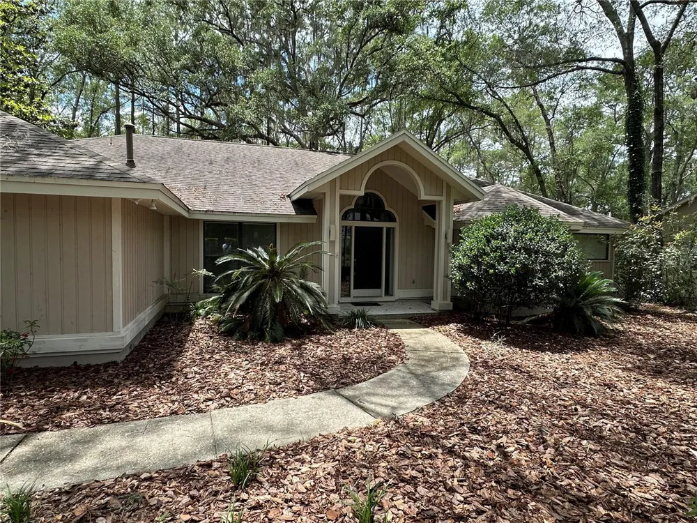4722 SW 88TH DRIVE Gainesville, FL 32608