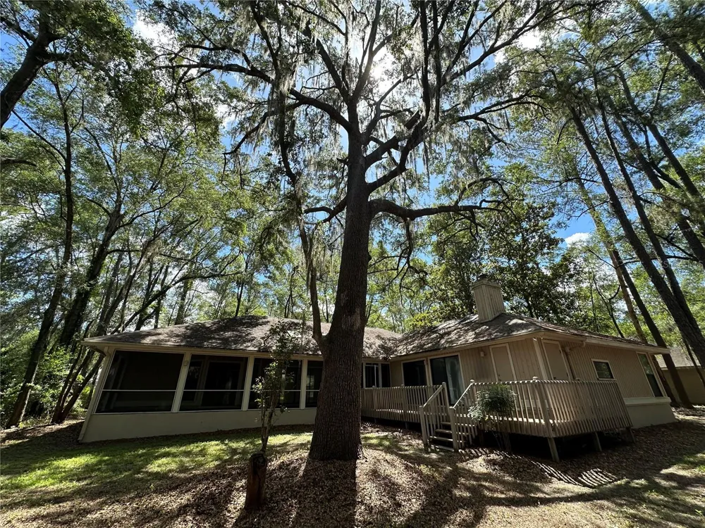 4722 SW 88TH DRIVE Gainesville, FL 32608