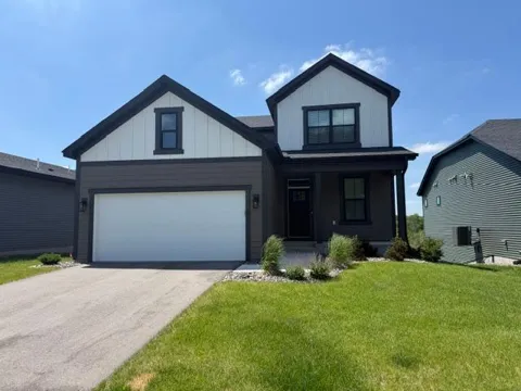 10547 Robinwood Road