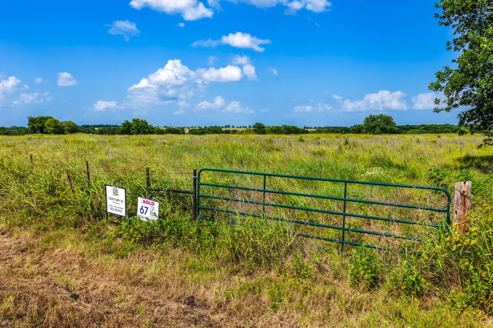 Fm 904 Pecan Gap, TX 75469