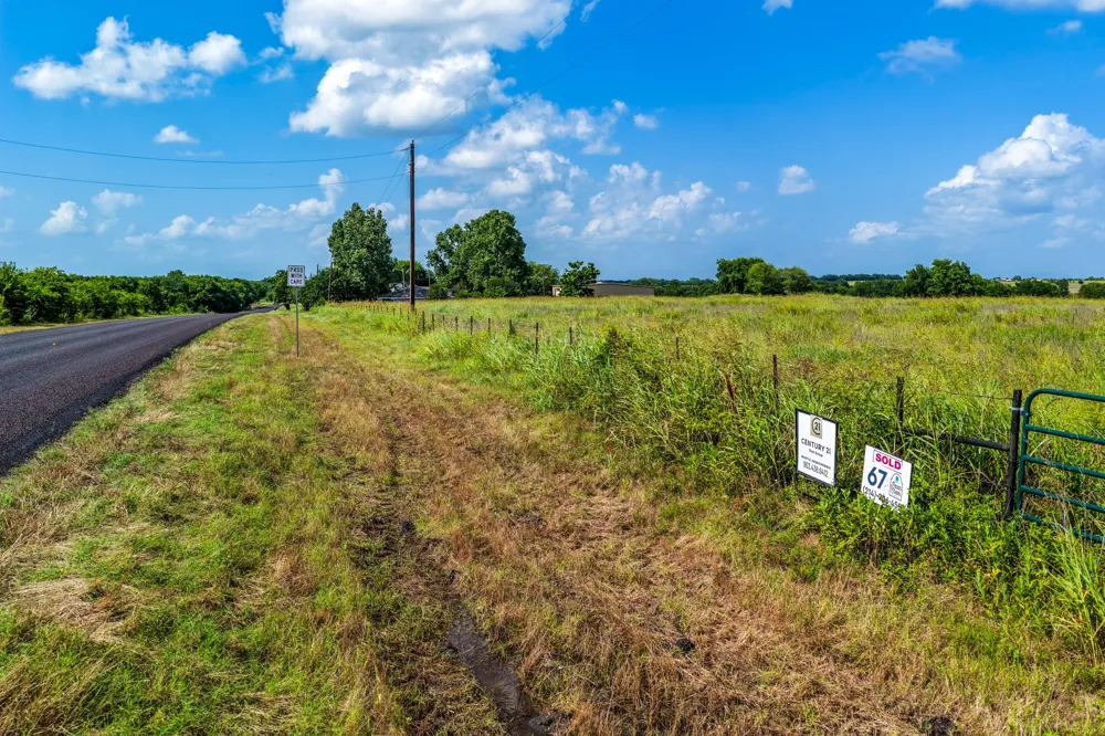 Fm 904 Pecan Gap, TX 75469