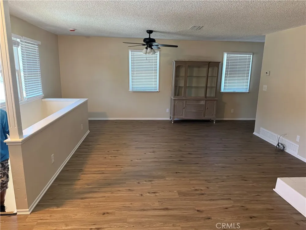 325 N Vermont Glendora, CA 91741