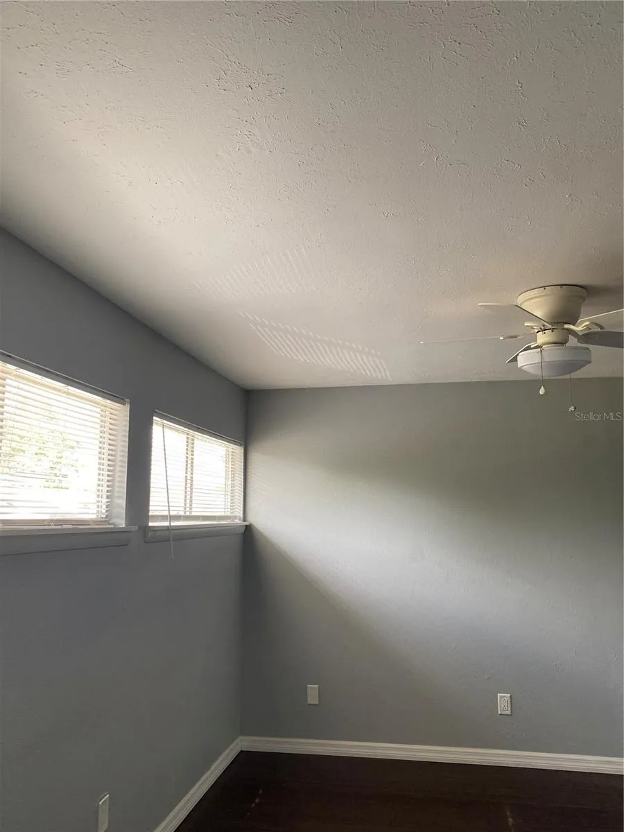 4394 SANDNER DRIVE Sarasota, FL 34243