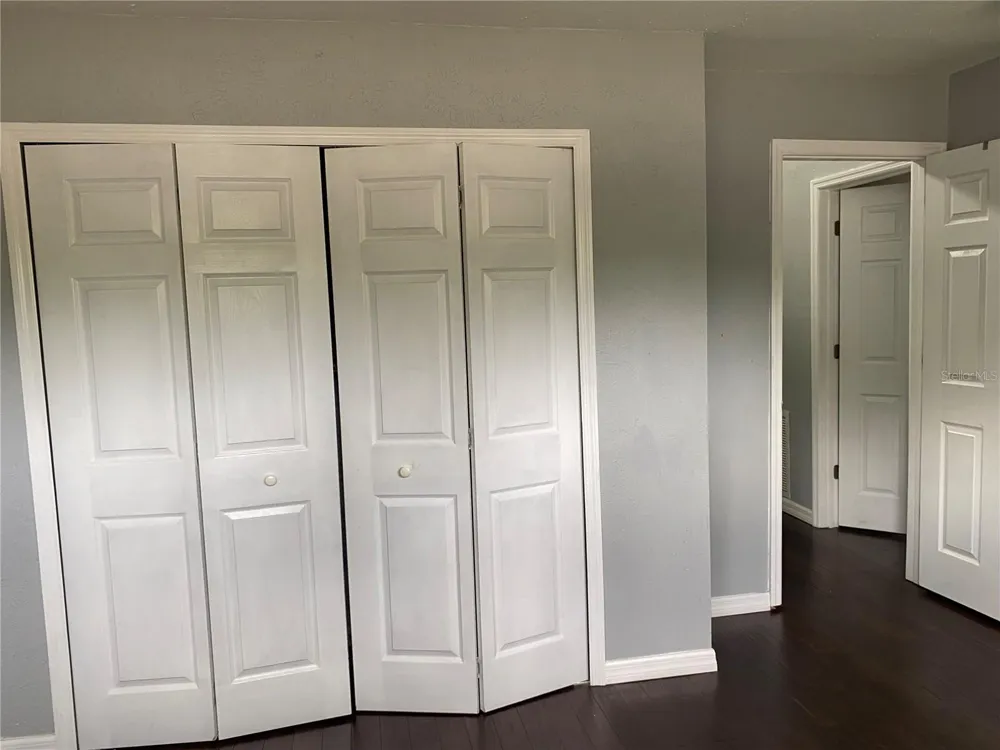 4394 SANDNER DRIVE Sarasota, FL 34243
