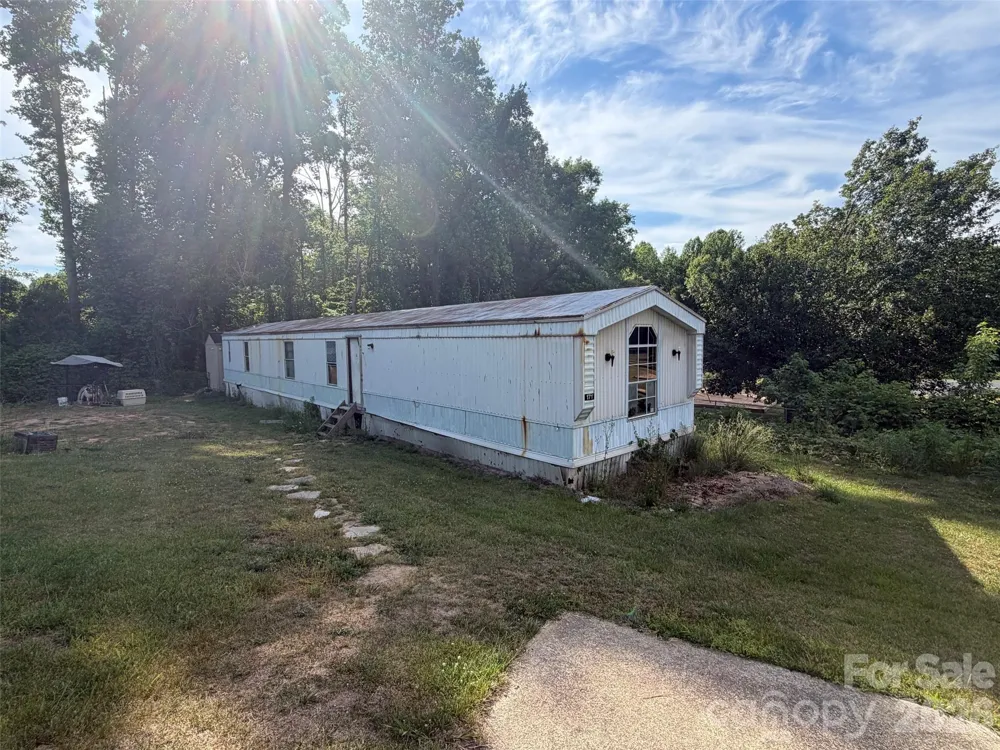 171 Ridley Street Marion, NC 28752