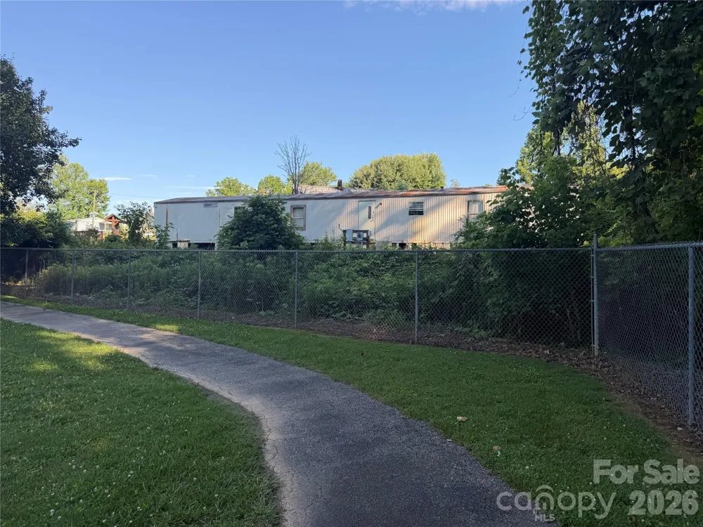 171 Ridley Street Marion, NC 28752