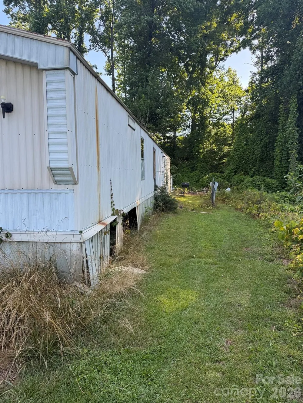 171 Ridley Street Marion, NC 28752