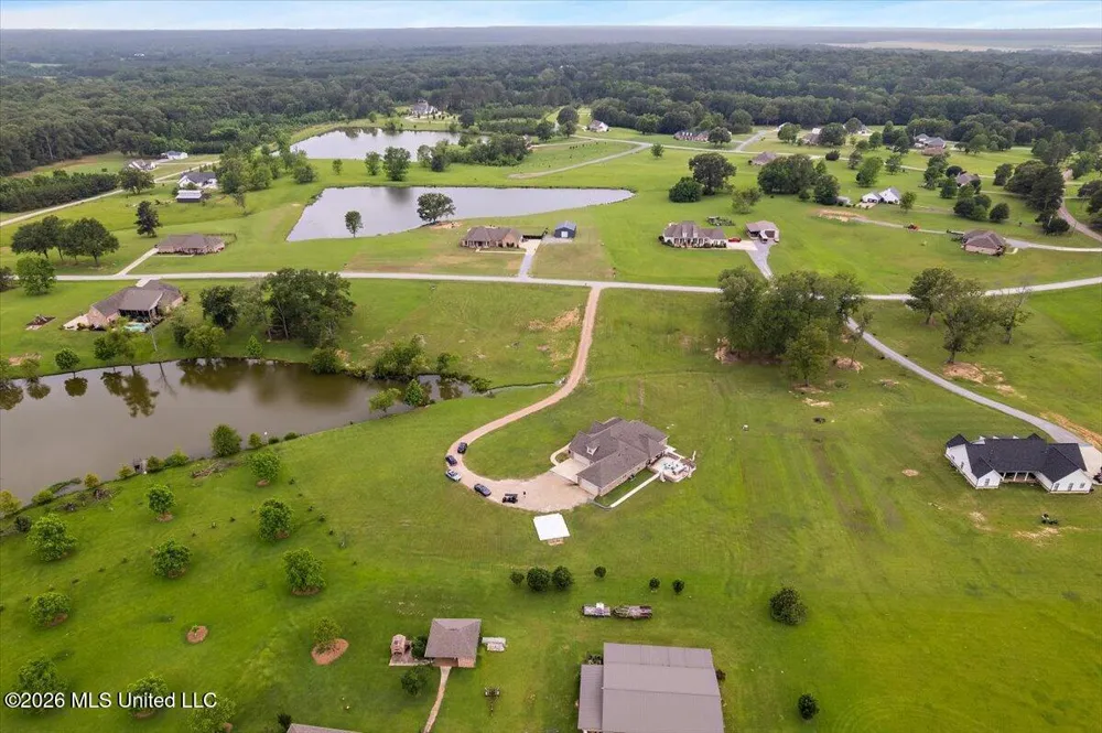 140 Winchester Drive Flora, MS 39071