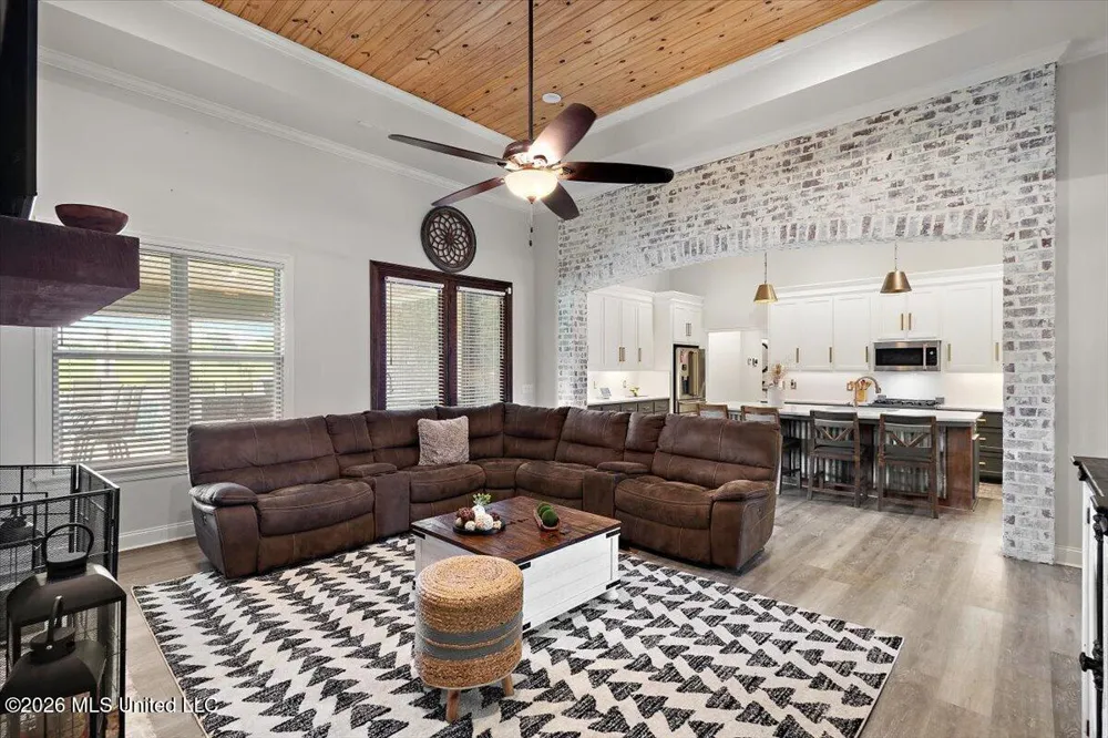 140 Winchester Drive Flora, MS 39071