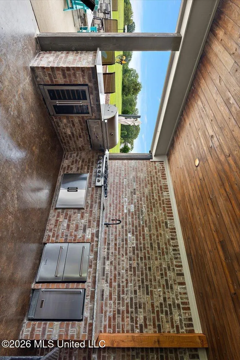 140 Winchester Drive Flora, MS 39071